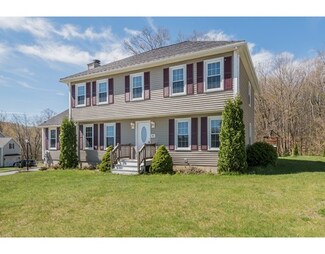40 Magnavista Dr, Haverhill, MA 01830