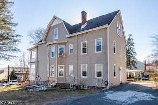 50 Pasadena Place Unit 1, Hawthorne, NJ 07506