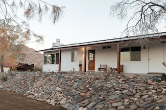 61877 Crest Circle Dr, Joshua Tree, CA 92252