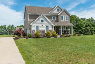 50403 Rebecca Dr, Paw Paw, MI 49079