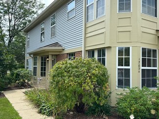 1703 Pearl Ct Unit A, Crystal Lake, IL 60014