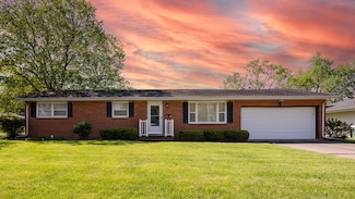1209 Spear Dr, Normal, IL 61761