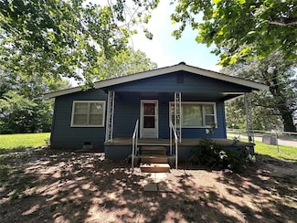 811 N Broadway St, Broken Bow, OK 74728