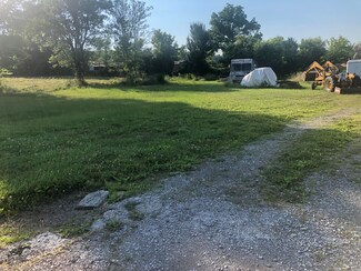 8077 E Andrew Johnson Hwy, Whitesburg, TN 37891