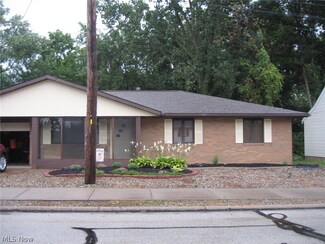 984 E Schaaf Rd, Independence, OH 44131