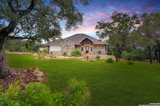 1547 Moon View Dr, New Braunfels, TX 78132