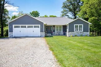 20083 Southview Dr, Carlyle, IL 62231