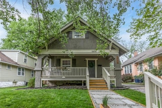5936 Charlotte St, Kansas City, MO 64110