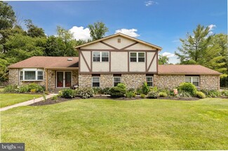 177 Kingsclere Dr, Southampton, PA 18966