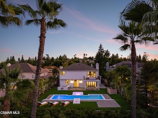 24005 Clarington Dr, Canoga Park, CA 91304