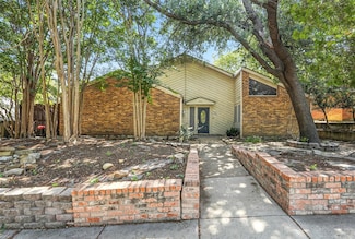 1744 Hartford Dr, Carrollton, TX 75007