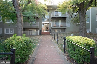 4473 B St SE Unit 103, Washington, DC 20019