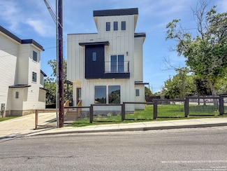 122 S Walters St, San Antonio, TX 78203
