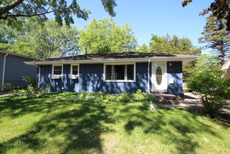 3249 Zane Ave N, Minneapolis, MN 55422