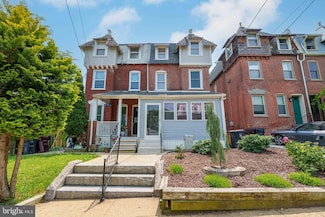 1002 W 9th St, Wilmington, DE 19806