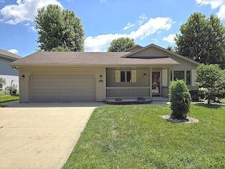 1309 S Indiana Ave, West Bend, WI 53095
