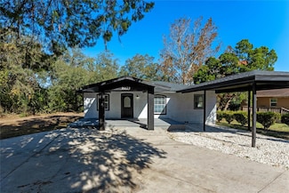 2239 Crawford St, Mascotte, FL 34753