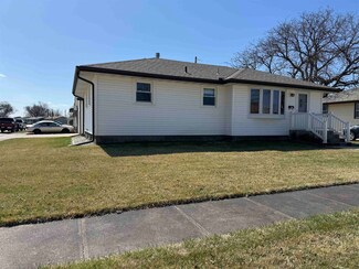 4305 Sunset Ln, Columbus, NE 68601