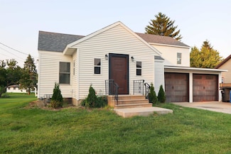 507 Janesville St, Oregon, WI 53575