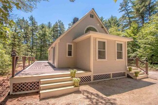 132 E Chocorua River Dr, Tamworth, NH 03817