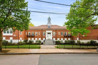 35 Eldridge Rd Unit 210, Jamaica Plain, MA 02130