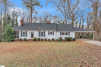 105 Barksdale Cir, Laurens, SC 29360