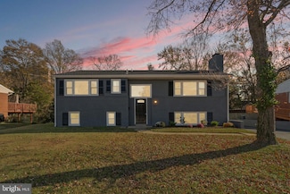 5527 Bouffant Blvd, Alexandria, VA 22311