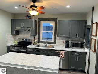 8106 W State St, Central Lake, MI 49622