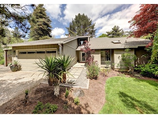 12420 SW Orchard Hill Rd, Lake Oswego, OR 97035