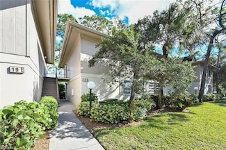 18 Bobolink Ct Unit 18B, Naples, FL 34105