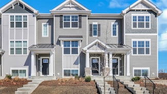 2167 Yellowstone Blvd, Mundelein, IL 60060