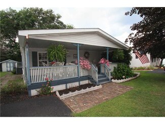 100 Reagan Rd, Mount Pleasant, PA 15666