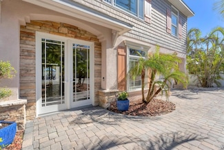 6405 Gulf Dr, Holmes Beach, FL 34217