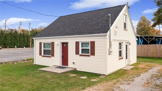 1705 Ormond Rd, New Albany, IN 47150