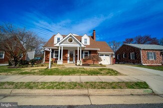 3210 Collard St, Alexandria, VA 22306