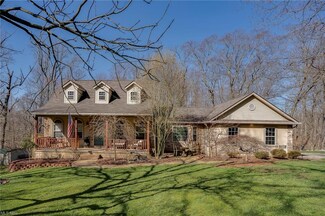6308 Manchester Rd, New Franklin, OH 44216