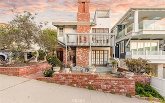 232 29th St, Manhattan Beach, CA 90266