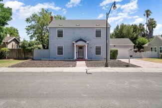2716 Bonnie Ln, Stockton, CA 95204