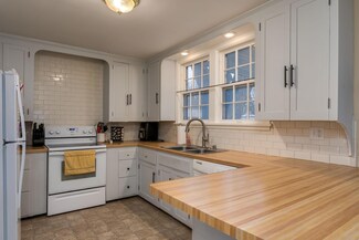 217 S 5th St, Le Sueur, MN 56058