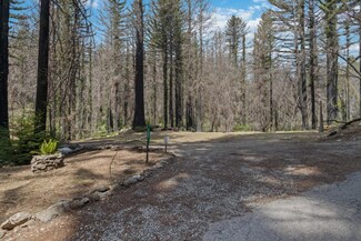 700 Robles Dr, Santa Cruz, CA 95060