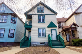 225 N 36th St Unit 227, Milwaukee, WI 53208