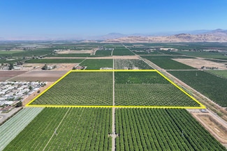 13000 Avenue 422, Orosi, CA 93647