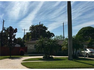 3208 Pierce St, Hollywood, FL 33021