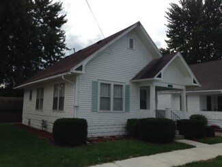 125 W Douglas St, Waterloo, IN 46793