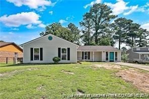 609 Wallingford Ct, Fayetteville, NC 28314