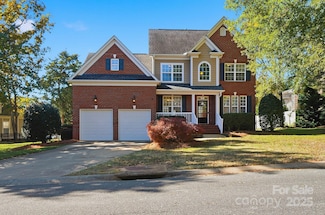 762 Woburn Abbey Dr, Fort Mill, SC 29715