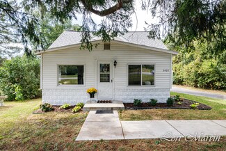 5409 Division Ave N, Comstock Park, MI 49321