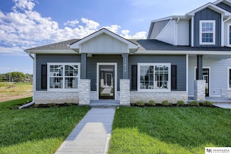12811 S 45th Terrace, Papillion, NE 68133