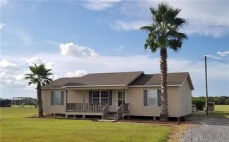 3066 Grand Marais Rd, Jennings, LA 70546