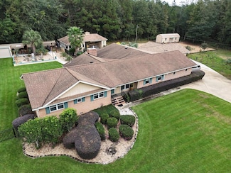 124 Tall Pines Dr, Thomasville, GA 31792